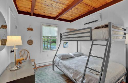 Lakefront Home, Hot Tub, Pool Access, Boats, Pets - Photo 36