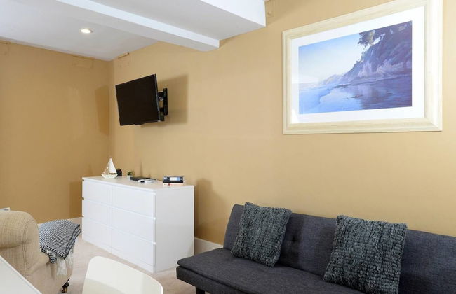 LUX Suites in the Heart of Santa Monica - Foto 12