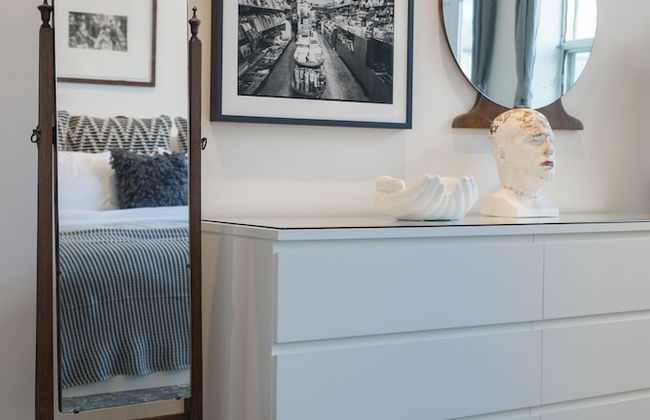 Applewood Suites - The Ossington Loft - Photo 9