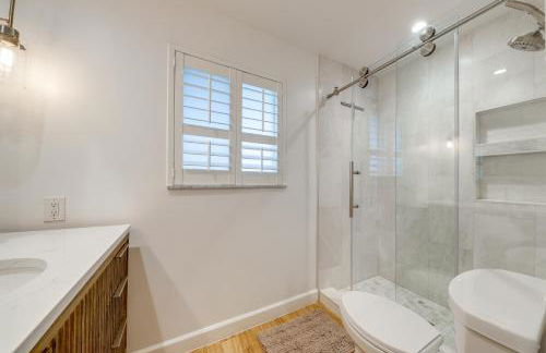 Location, Location! Stylish Home in Palm Beach! - Photo 19