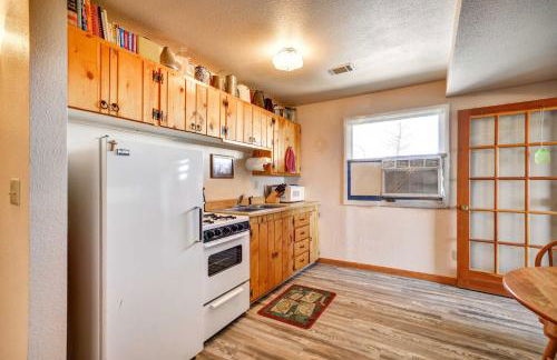 Cody Apartment with Panoramic Mountain Vistas! - Foto 11