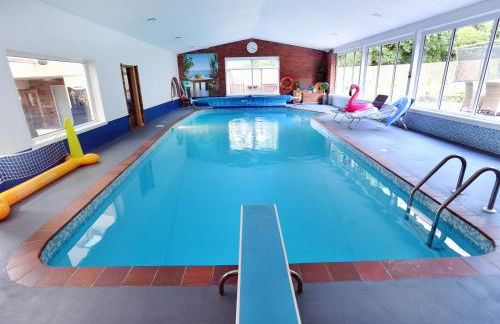 Luxury property - Swimming Pool, Outdoor Kitchen, Games Room & Hot Tub - Foto 21