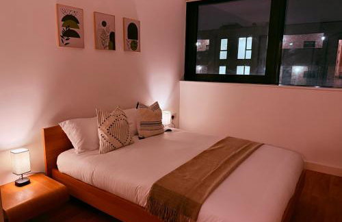 Modern 1 Bed Flat in Central London 7 Mins Walk to Elephant and Castle Tube Station - Photo 2