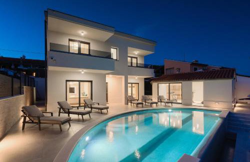 Villa Cascada - Foto 1