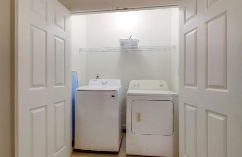 2 Mi to Town Bright Home with Deck in McDonough! - Foto 25