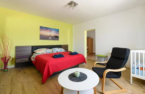 Amazing Home In Frkeci With Wifi - Foto 33