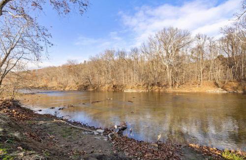 Riverfront w Hot Tub Game Room Fire Pit & More - Foto 73