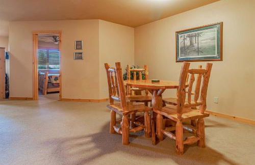 Incredible Views w Garage on Lake and bike trail - Foto 53