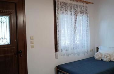 Mary's Traditional home - Photo 14