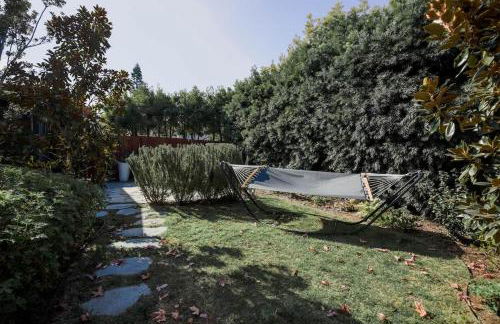 Gorgeous Eccentric Family Home with Cowboy Pool - Foto 56