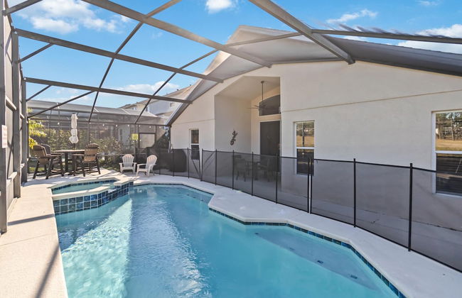 Amazing Vacation Home With Private Pool at Highland Reserve! - Photo 34