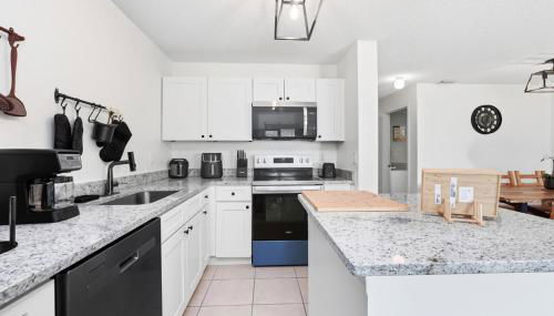 Pond View Club Cortile Resort Pool Hot Tub Theme - Foto 4