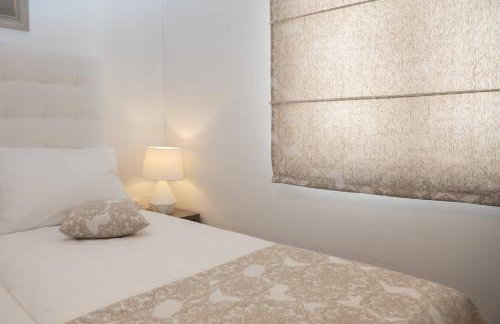 S Luxury Apartments - Photo 35