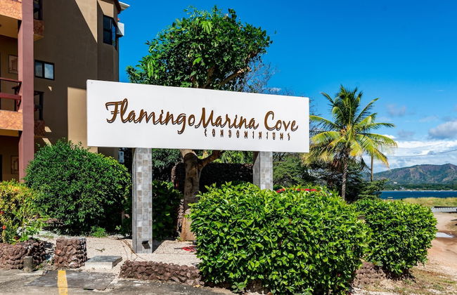 Beachfront Condo with Warm, Rustic Interiors & Direct Access to Playa Flamingo - Photo 28