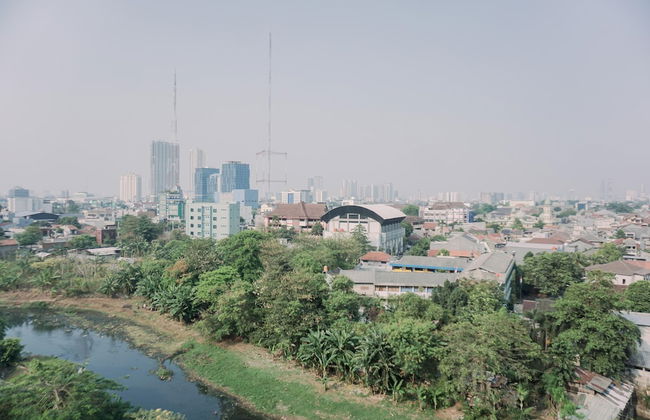 Homey And Cozy Stay Studio Belmont Residence Puri Apartement - Foto 20