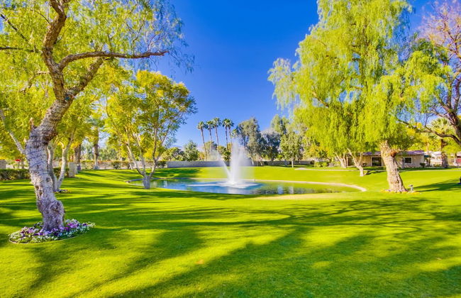 The Villas at Emerald Desert RV Resort - Foto 47