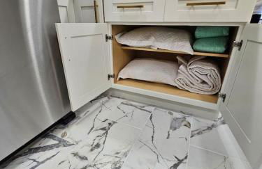 Stylish Duplex walkTO Lake Eola Orlando. Sleeps 8 - Foto 27