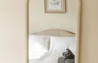 Beautiful Chester Cottage - Photo 11