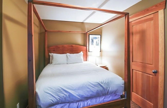 Pinnacle Ridge Chalets by Fernie Lodging - Photo 27