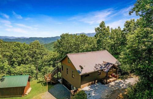 Nantahala Nook, cabin w/hot tub,game room, & wifi - Foto 8