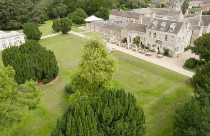 Barton Hall Hotel & Spa - Photo 2