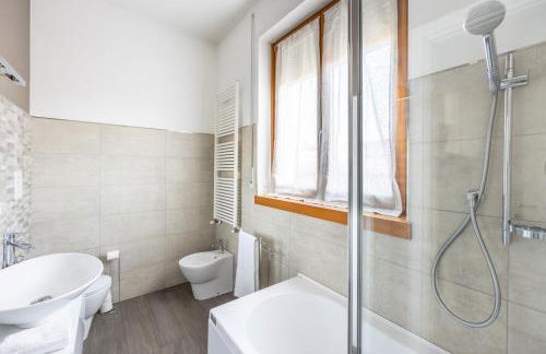 Bocconi's Nest - Close to Duomo with terrace - Foto 19