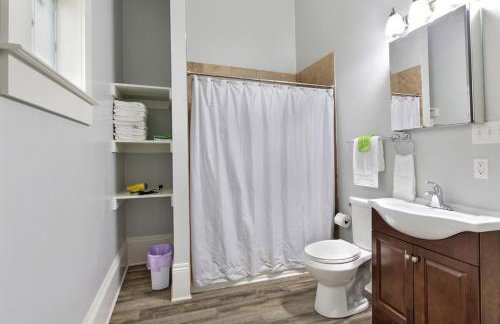 The Tchoup Shop - Photo 2