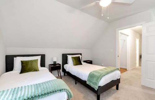 4BR Cozy Family Retreat Near Mall of GA, Near Lake Lanier - Sleeps 10 - Foto 46