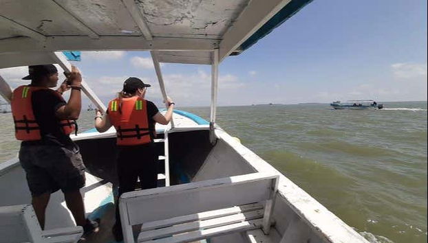 Navegando pelo rio saindo de Puerto El Morro