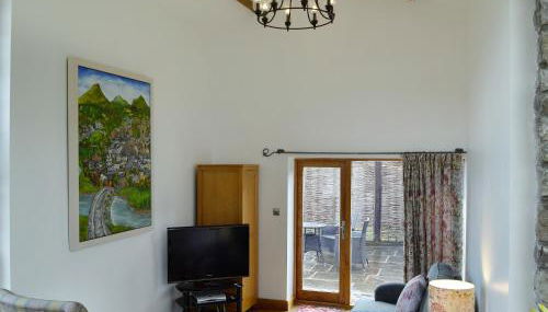 Little Barn - Photo 3