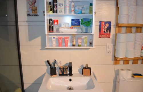 Joinville : Grange entièrement rénovée style loft. - Foto 19