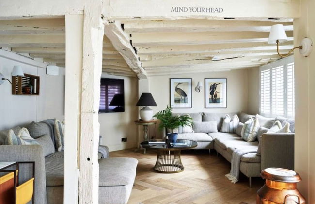 Old Coach House Dolls House - From 1100 Per Night - Photo 10