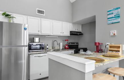 Skyline Loft with 2 Balconies 5 min to Love Field - Foto 16