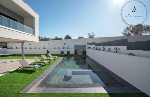 V5 Villa Emma - Luxury 5 bedroom, Pool and Jacuzzi - Foto 9