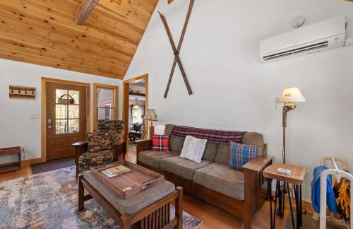 Secluded Cottage with hot tub, fire pit, and views - Foto 49