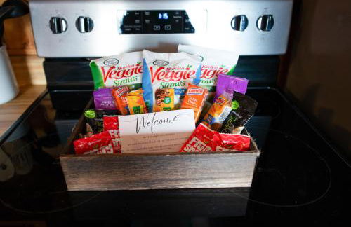 Hot Tub, Fire Pit and Lake Access! Almond Cabin - Foto 5