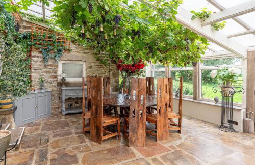 Sun Hill Farmhouse - Photo 15