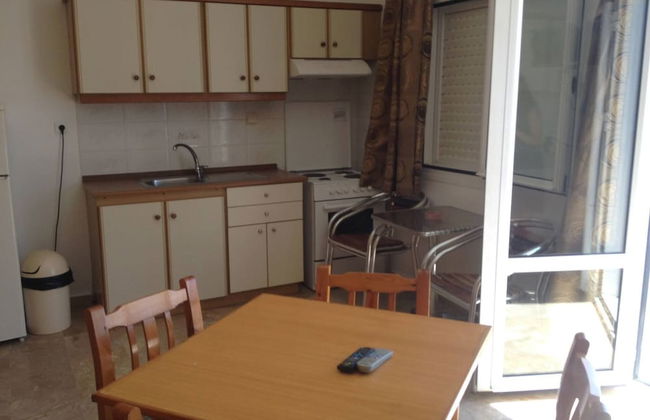 Sea View And Mountain View Apartment For 4 People - Photo 22