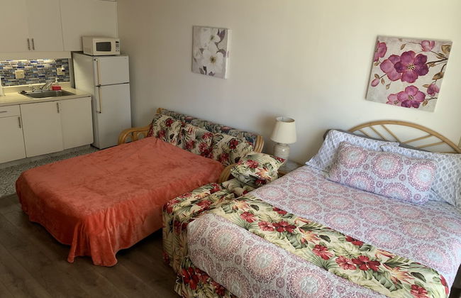 Tropical Studios at Marine Surf Waikiki - Photo 23