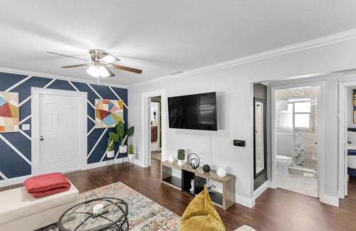 King bd Charming 2-Storey Cottage w PrivateYard - Foto 22