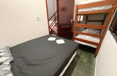 TRIPLEX piscina churrasqueira lava e seca Wi-Fi e 2 TVs em Condomínio com 90m2 no centro de Ubatuba - Foto 21