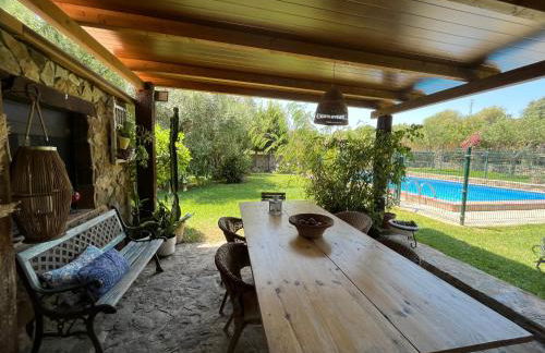 Chalet Valdevaqueros - Gran piscina y 5 min playa - Foto 1