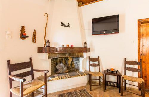Aadonis traditional house on the Sea - Photo 6