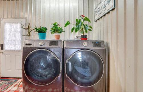 3 Mi to Dtwn Wichita Falls Gem with Private Sauna! - Foto 18