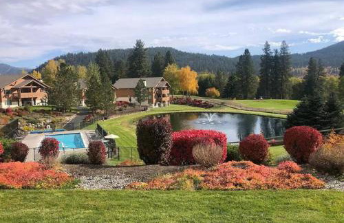 Golf Course View Condo Walk to Town & Pools - Foto 24