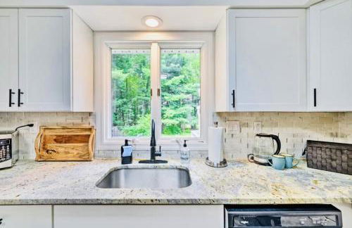 Oasis Hot Tub Pool Game Room - Foto 37