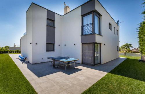 Villa Ana Škicini for 10 people with heated pool, kids activities and sea view near Novigrad - Foto 4