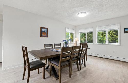 Anchorage 5BR Retreat Hikes, City & Comfort home - Foto 4