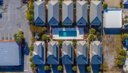 Beach Getaway for 15 A Few Steps from the Sand - Foto 5