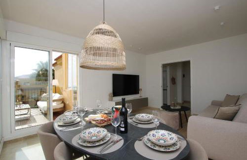 Luxe Appartement in Mijas met Zeezicht & Zwembad - Photo 9